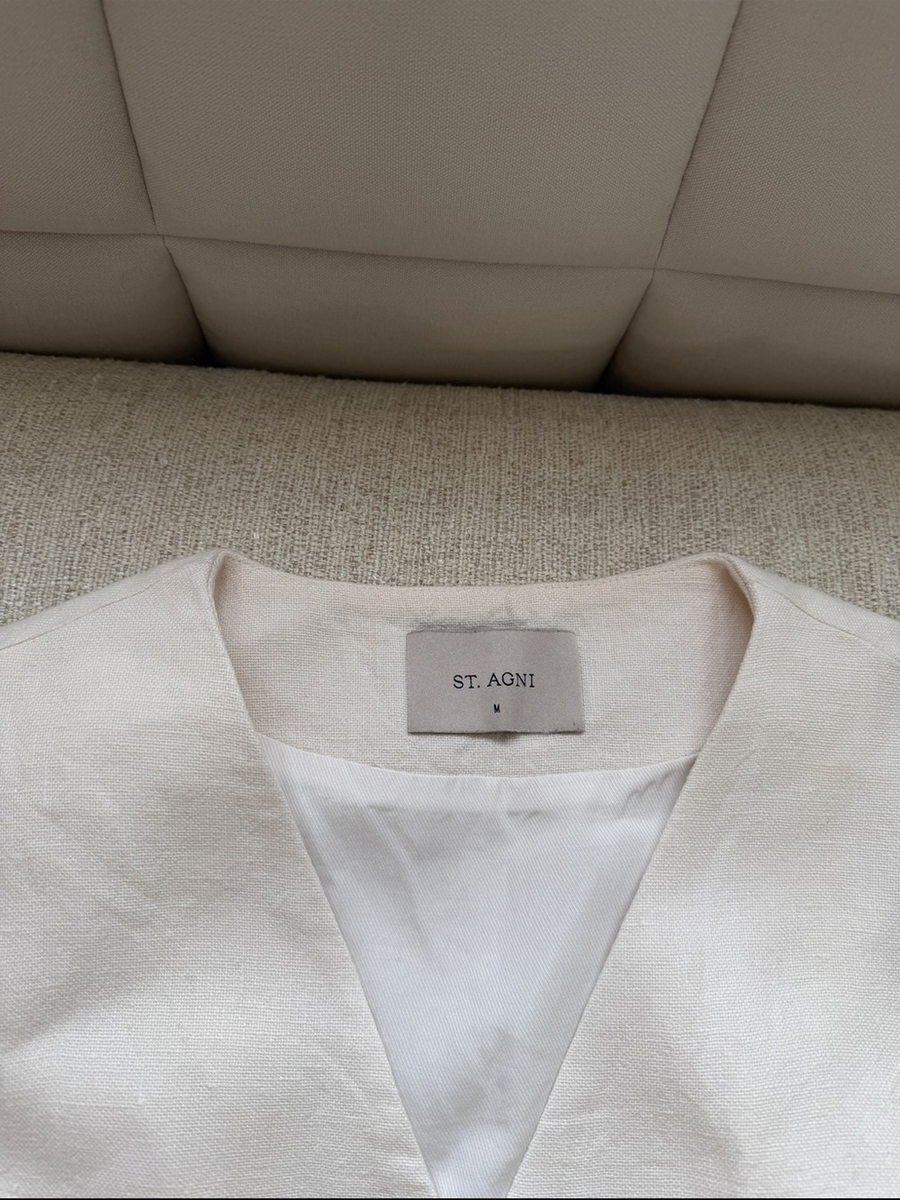 St. Agni Linen Vest - Picture 5 of 6